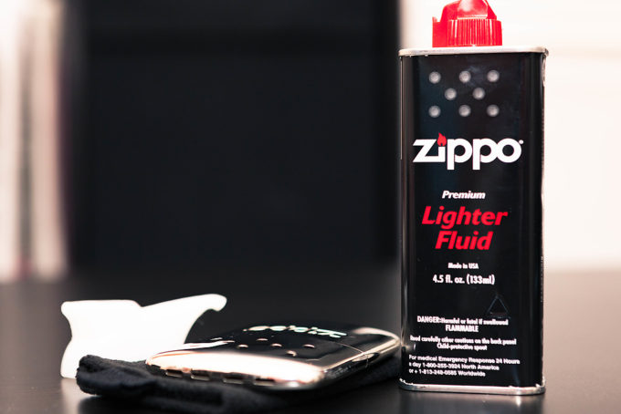 Zippo用の汎用オイルを燃料にできるのは嬉しい。